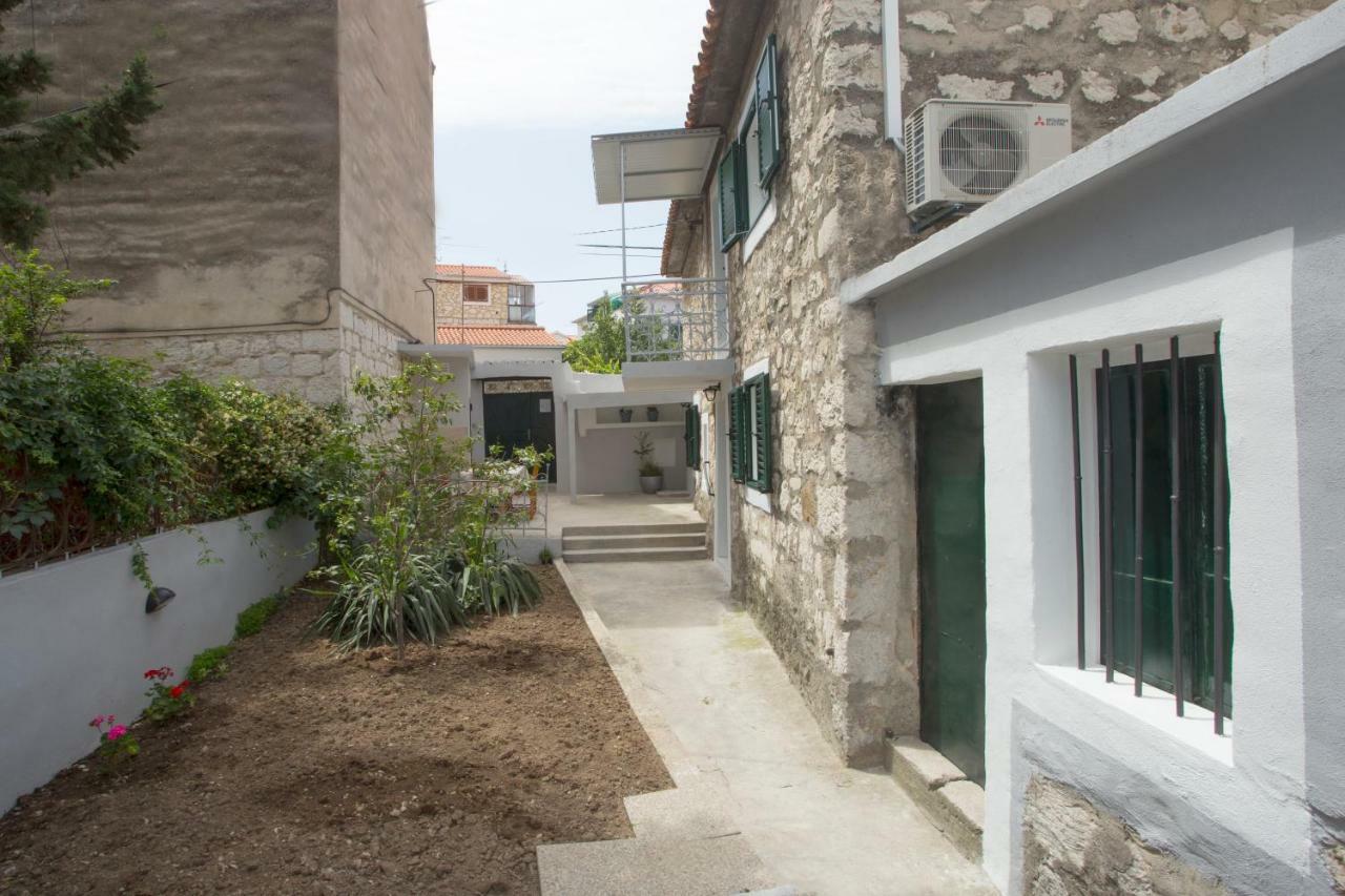 Spartion Marine Split Exterior foto